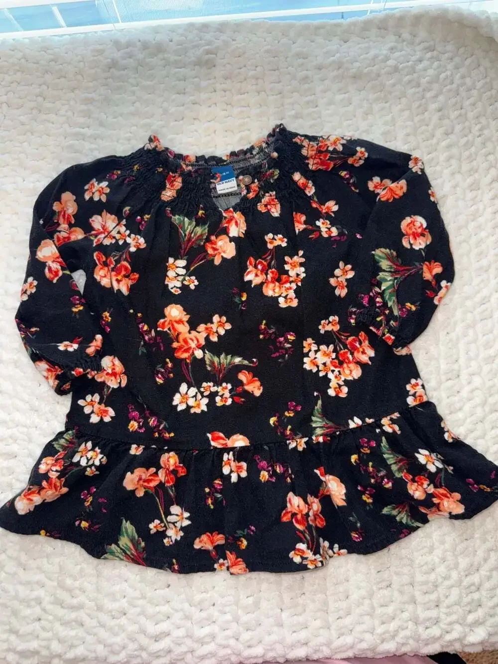 Old Navy Baby Girl Black Floral Long Sleeve Smocked Peplum Dress 12-18 Months